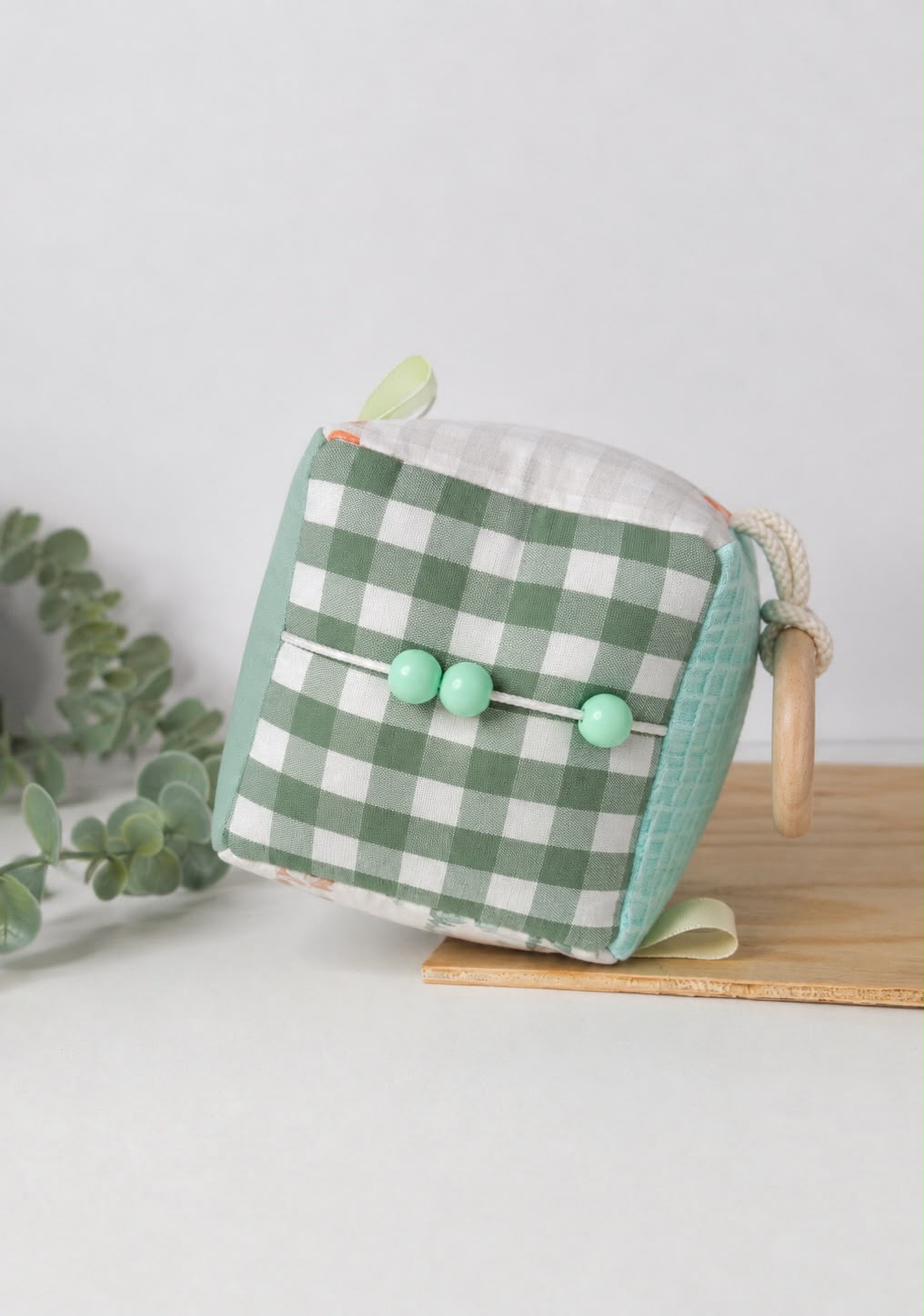 Cubo Sensorial Montessori para Bebé